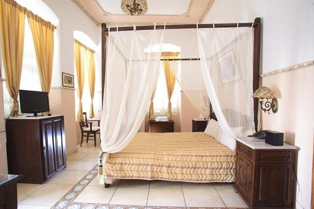 Hotel Monte Kristo Ermupoli Zewnętrze zdjęcie