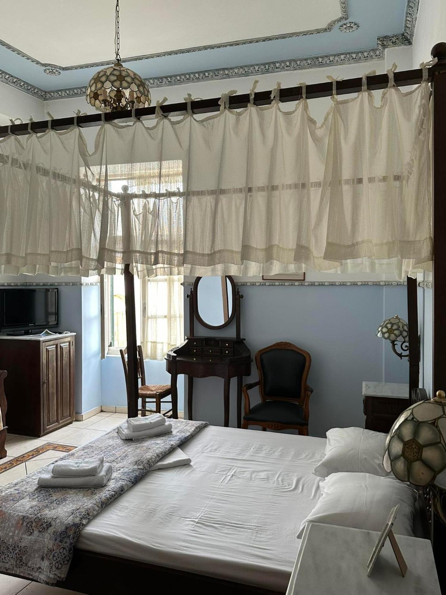 Hotel Monte Kristo Ermupoli Zewnętrze zdjęcie