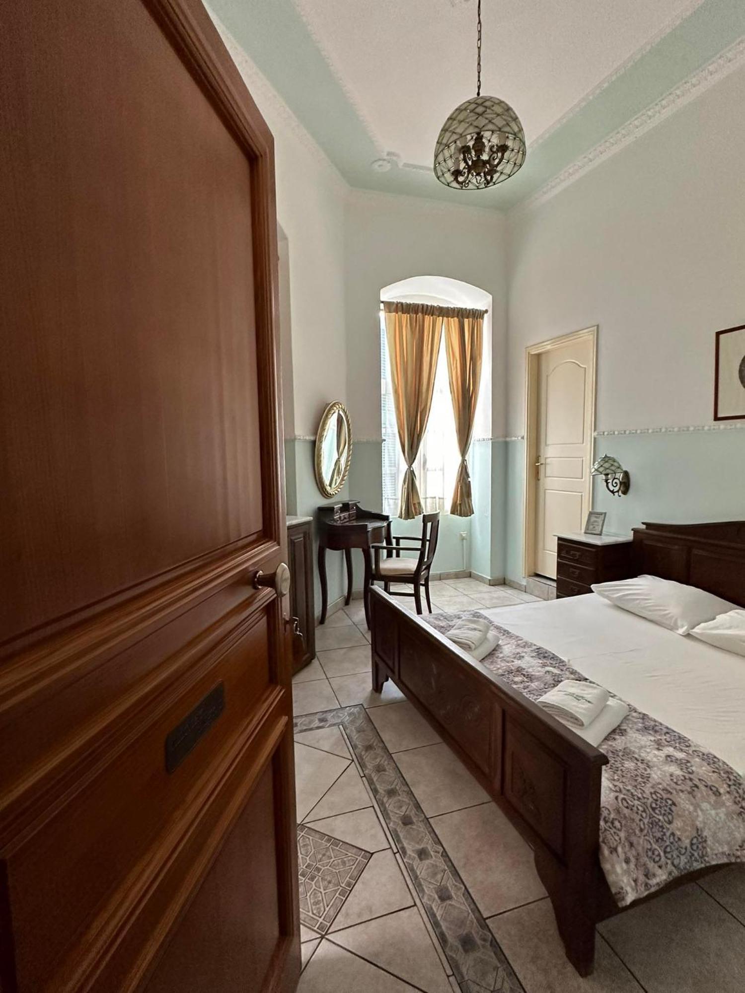 Hotel Monte Kristo Ermupoli Zewnętrze zdjęcie